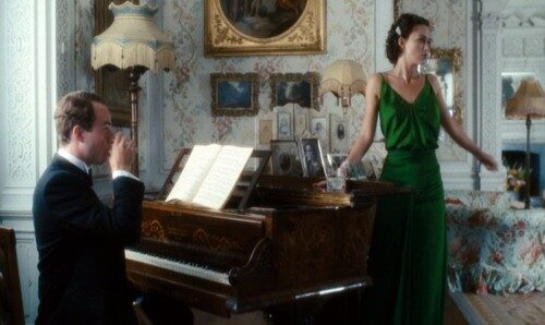 atonement_keira-knightley_green-dress_by-piano-turning-bmp1-500x298-9532378