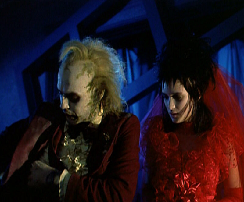 beetle-juice_winona-ryder_red-dress-top-bmp-8917322