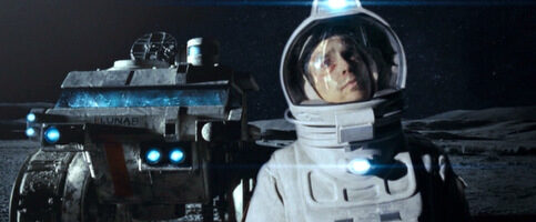 moon_sam-rockwell-space-suit-top-2741187