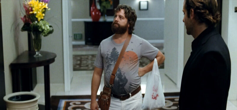 the-hangover_zach-galifianakis_man-purse-bmp-3135409