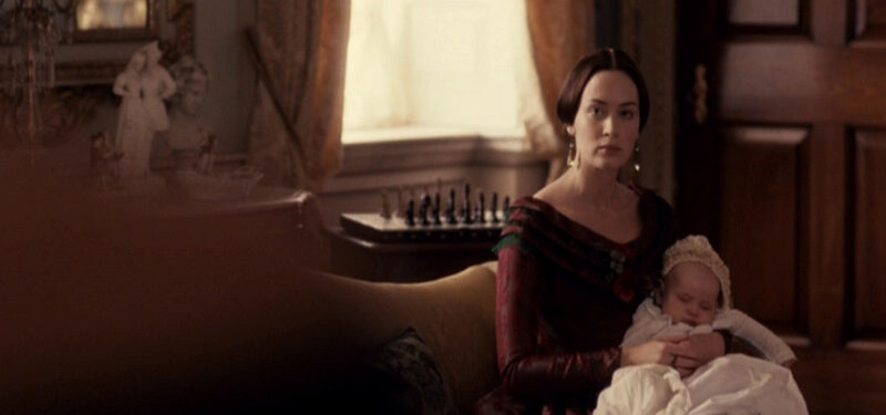 the-young-victoria_emily-blunt_baby-bmp-2314854