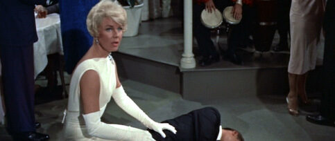 pillow-talk_doris-day_ivory-sheath-dress-side-gloves-4160614