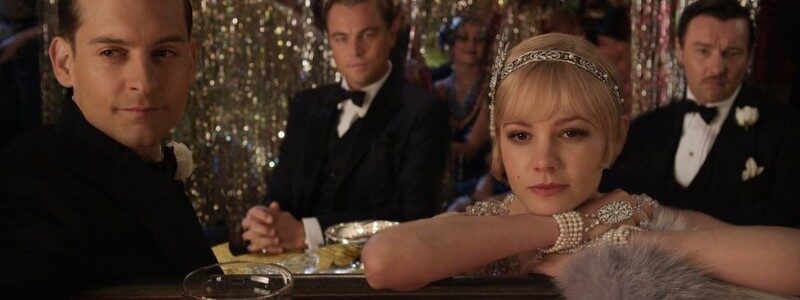 the-great_gatsby_official-pic-2_tobey-maguire-leonardo-dicaprio-carey-mulligan-joel-edgerton-evening_image-credit-warner-bros-11-800x300-4381073