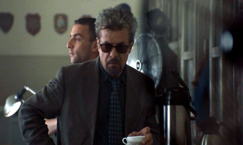 hannibal_giancarlo-giannini_coffee-suit-bmp-2872331