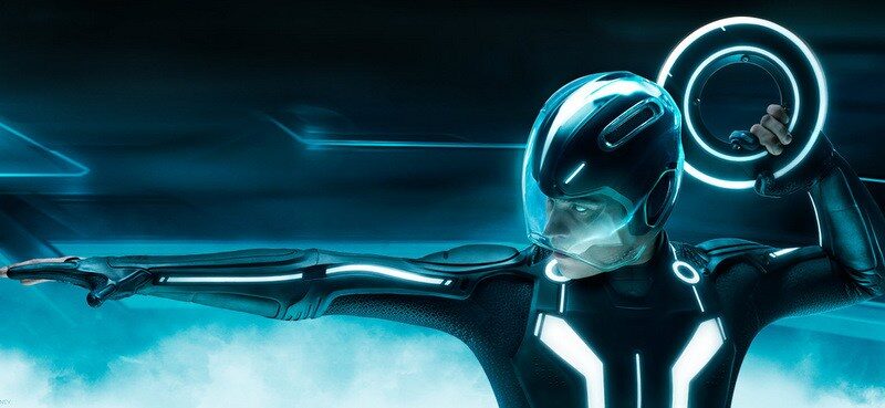 tron-legacy_garrett-hedlund-disc-crop_image-credit-disney-enterprises-inc-4301134