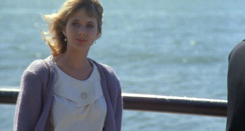 desperately-seeking-susan_rosanna-arquette-cardigan-mid-soft-focus-9155408