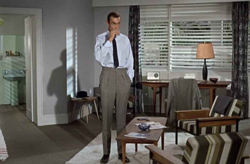 dr-no_sean-connery_light-grey-suit_trousers-full-bmp-3401456