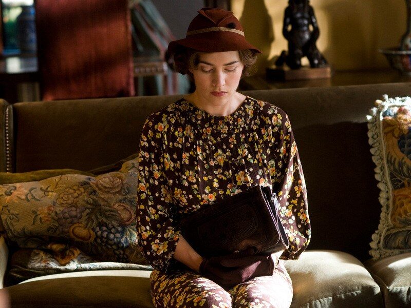 mildred-pierce_kate-winslet-housedress_image-credit-hbo-2227037