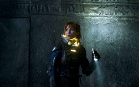 prometheus_noomi-rapace-suit-mid-lights_image-credit-fox-001-3125801