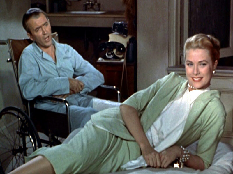 rear-window_grace-kelly_green-suit_white-halterneck-bmp-1-7998389