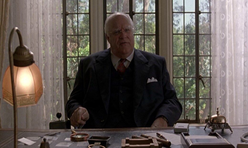 the-big-lebowski_kb_david-huddleston_suit-bmp-3282265