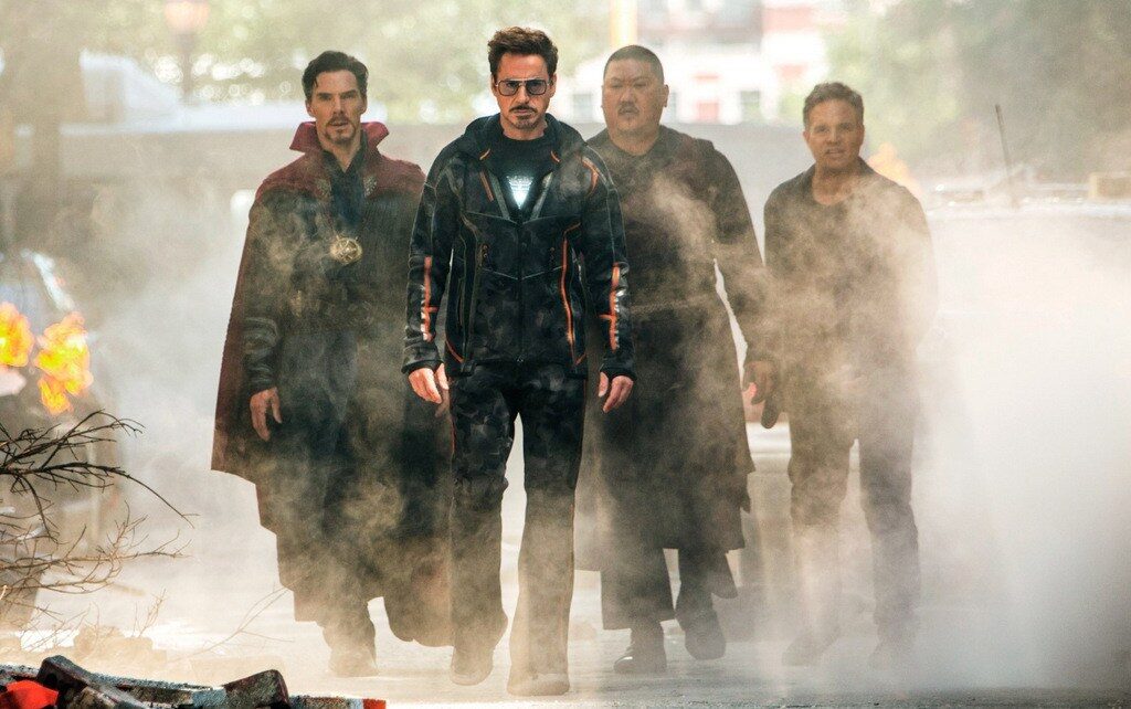 the-avengers_infinity-war_robert-downey-jr-full-group_image-credit-walt-disney-studios-1811996