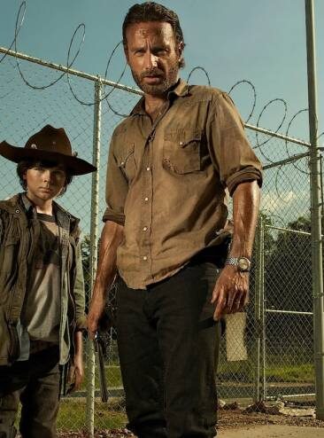 the-walking-dead_chandler-riggs-andrew-lincoln_joel_image-credit-fox-5245317