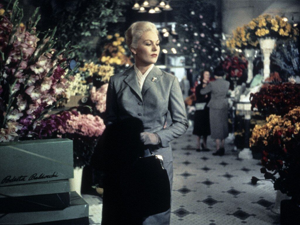 vertigo_kim-novak-suit-full_image-credit-paramount-pictures-6290383