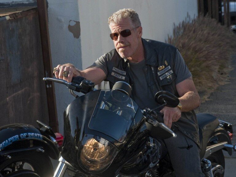 sons-of-anarchy_ron-perlman-portrait_image-credit-fx-001-4700865