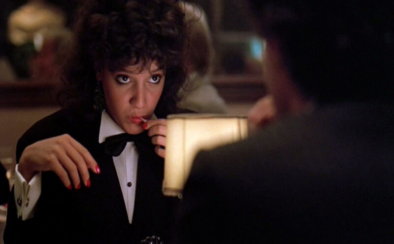 flashdance_jennifer-beals_tuxedo-close-up-bmp-5618412
