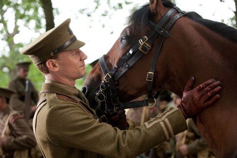 war-horse_tom-hiddleston-uniform-mid_image-credit-dreamworks-2017452