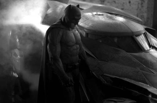 batman-vs-superman_batsuit-full-reveal_image-credit-warner-bros-8914387