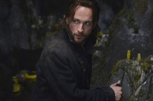 sleepy-hollow_tom-mison-coat-top_image-credit-fox-7262769