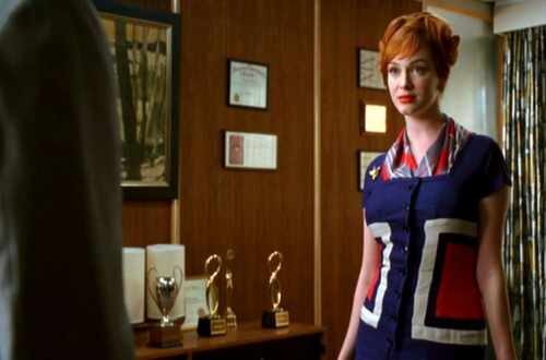 mad-men-season-1_christina-hendricks-op-art-dress_front-mid-bmp1_-1469504