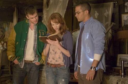 the-cabin-in-the-woods_chris-hemsworth-kristen-connelly-jeans-jesse-williams_image-credit-lionsgate-001-2120475